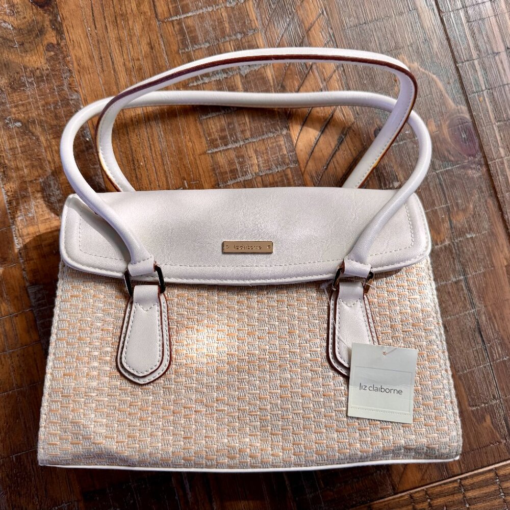Liz Claiborne crean and straw shoulder bag
